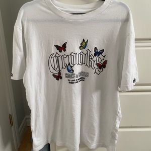 Crooks and castles oversized t